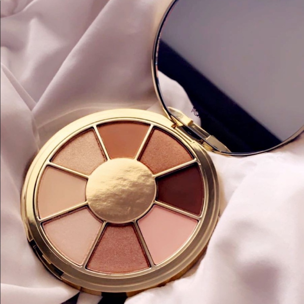 Eyeshadow
